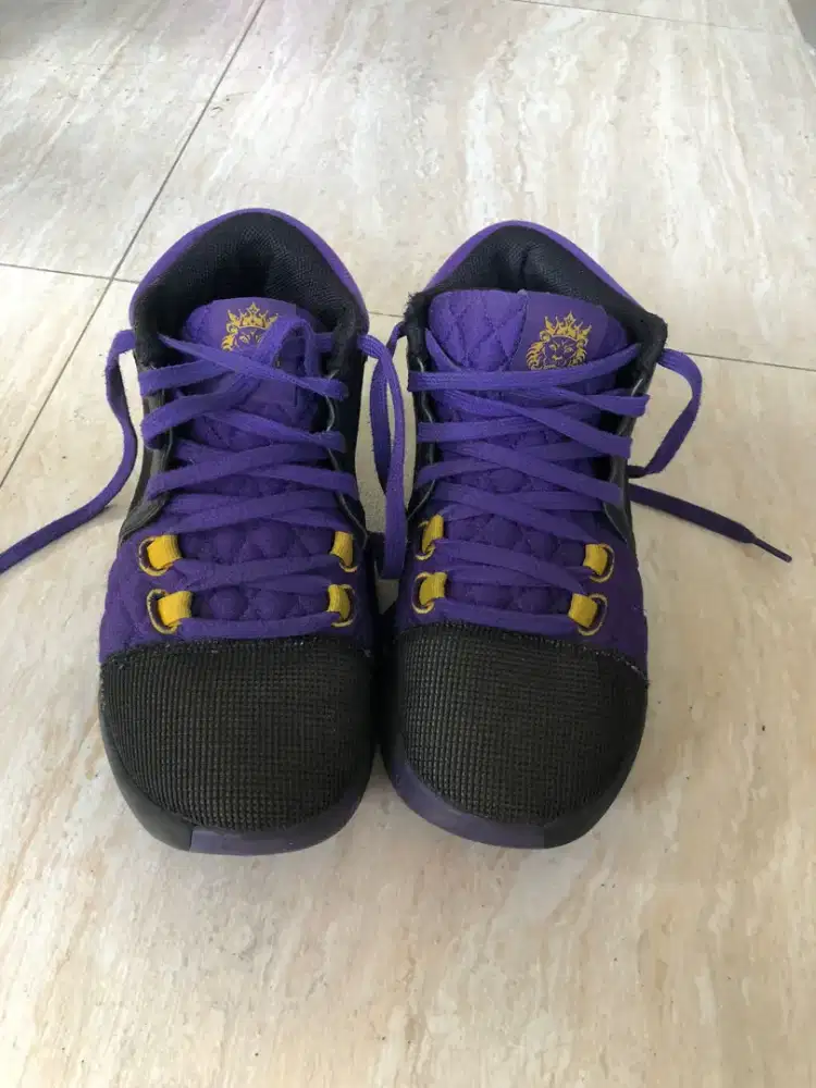 Sepatu nike Lebron Witness 8 Lakers
