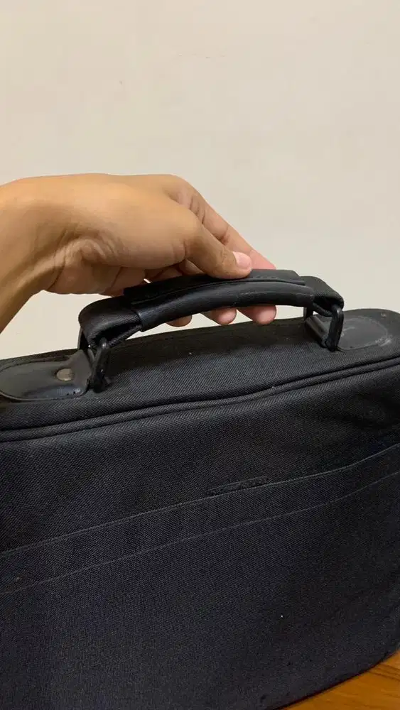 Tas Laptop Second RheinBand