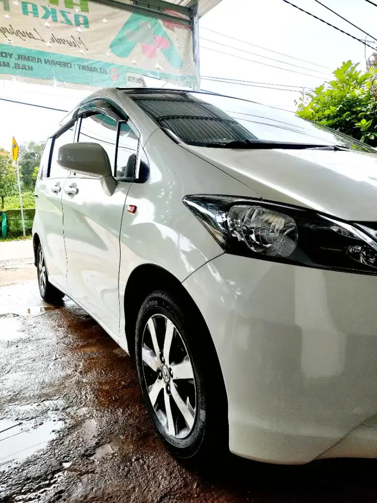 honda freed psd 2010