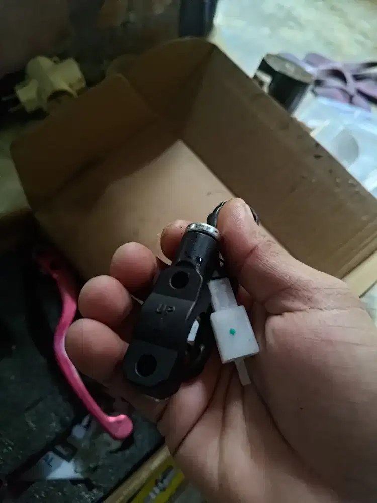 Master rem (kiri) solfili