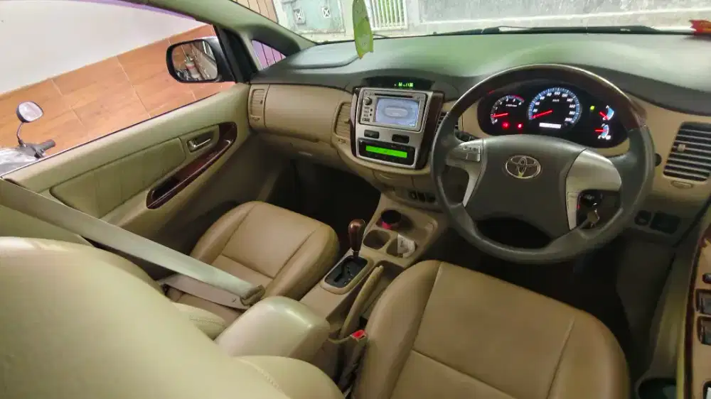 innova Diesel matic di jogja