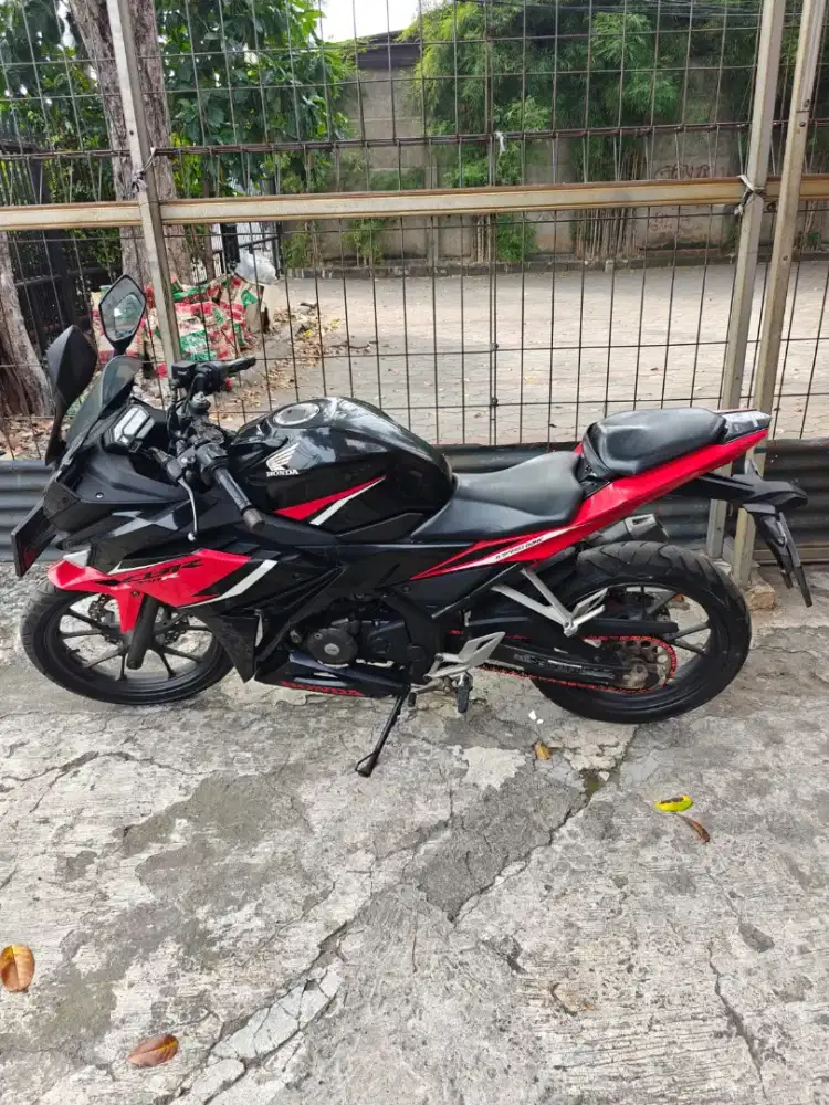 Cbr 150r 2020 dp 1jt  faj dea