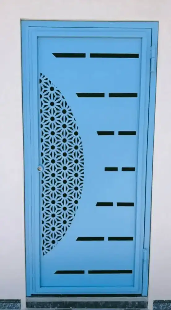 Pintu & kusen besi mewah