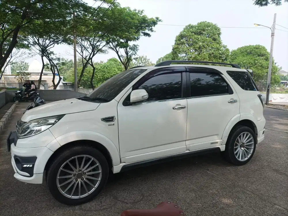 Daihatsu Terios 2015 Bensin