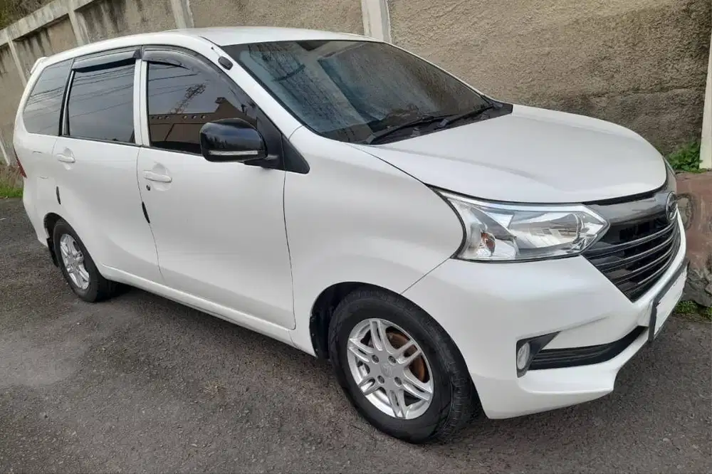 Xenia 1,0  M/T  Th.2016 (Up Grade) Harga 102jt Nego