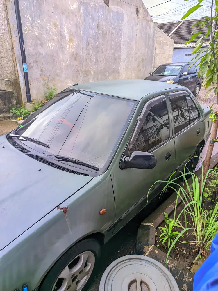 Suzuki Esteem 1992 Bensin