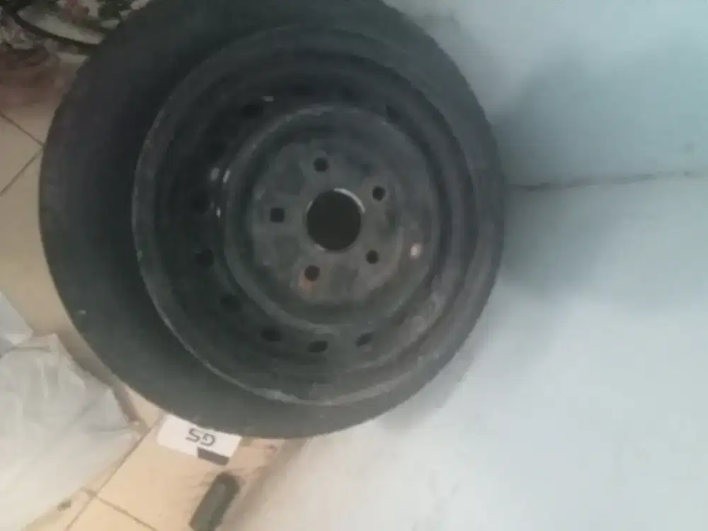 Di jual aja velk R 14 bekas Gren max.