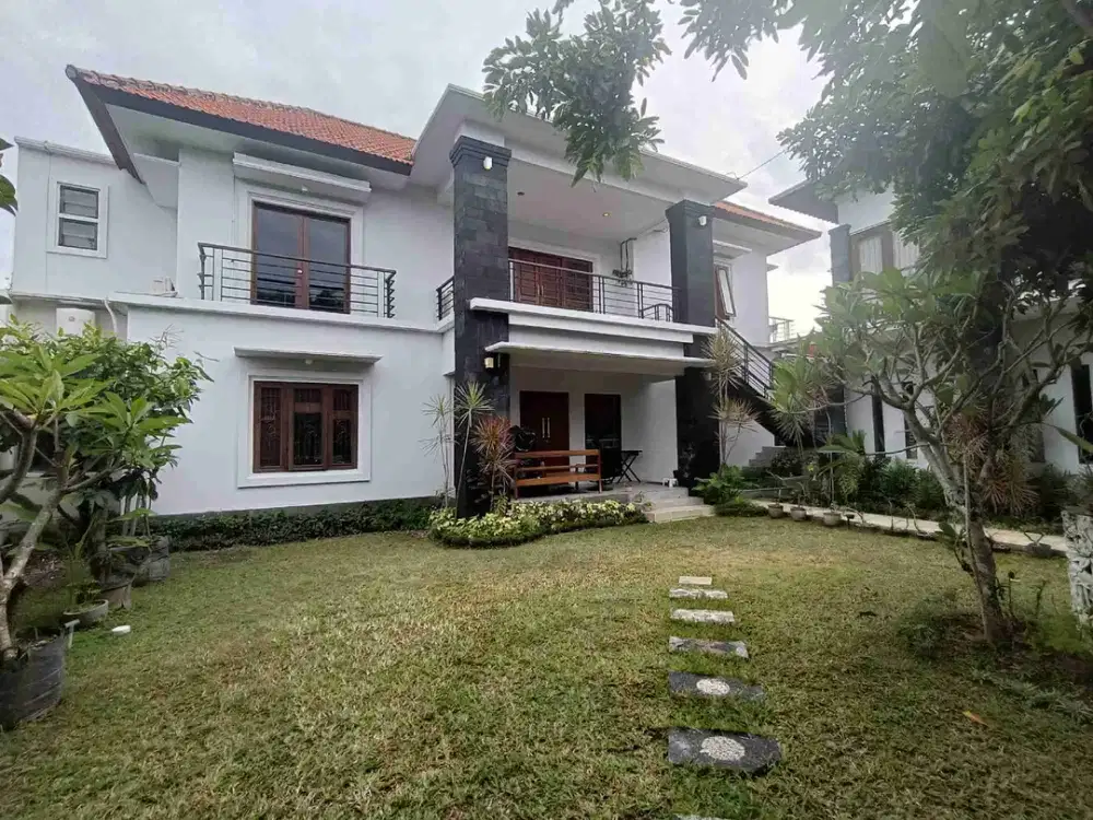 Rumah Besar 7 Kamar Tidur di Dekat Pusat Kota Denpasar