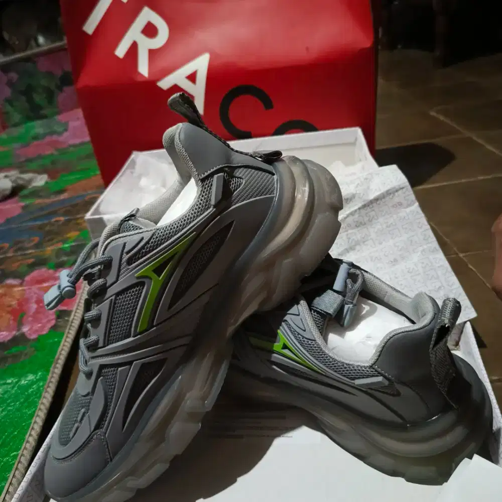 Di jual Cepat Murah Sepatu Tracce