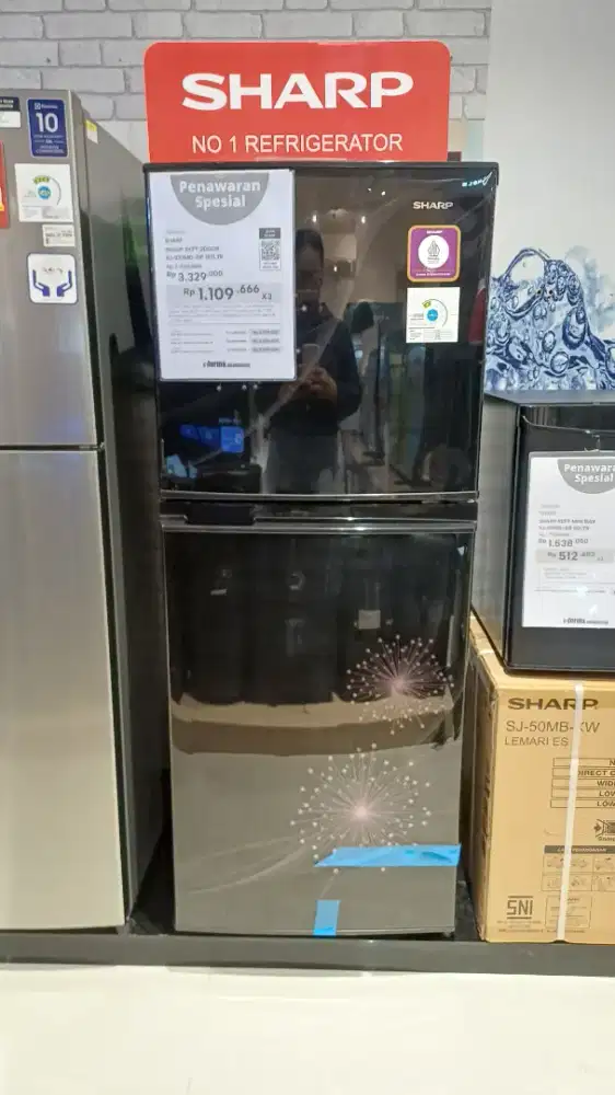 Kulkas Sharp 2 pintu 187 liter