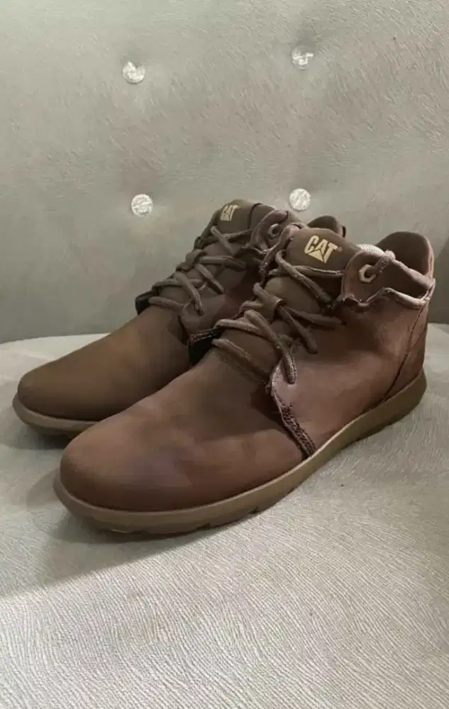 Sepatu Caterpillar size 40 original