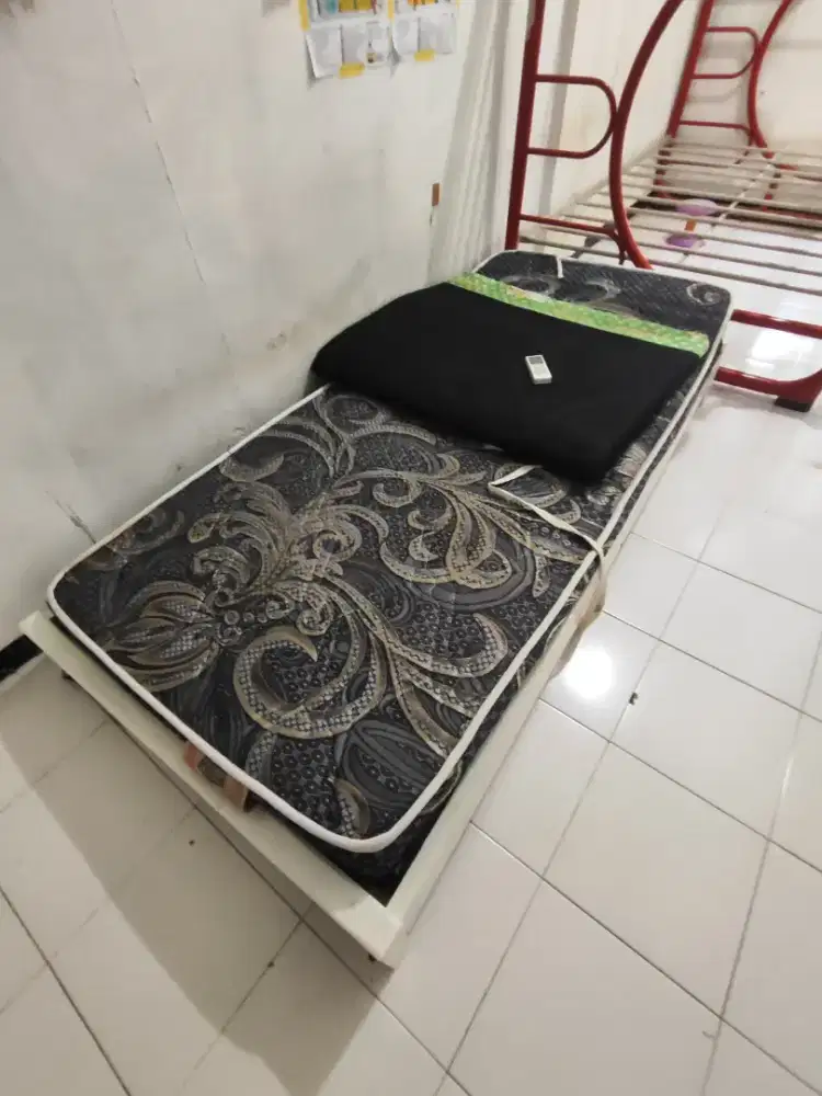 Dijual dipan dan kasur busa