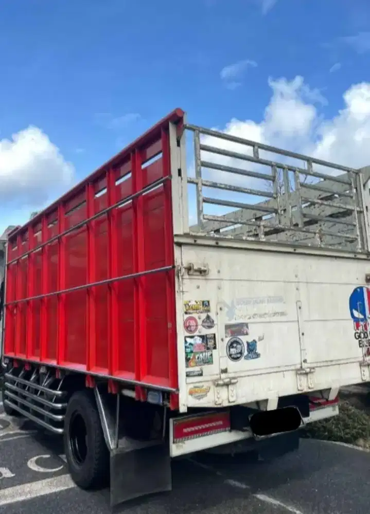 2022 Isuzu Elf Truck