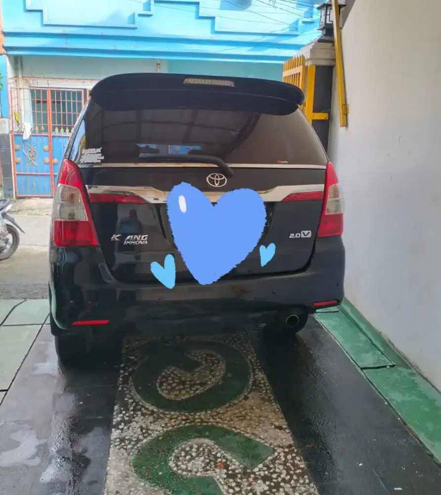 Kijang Innova V matic 2015