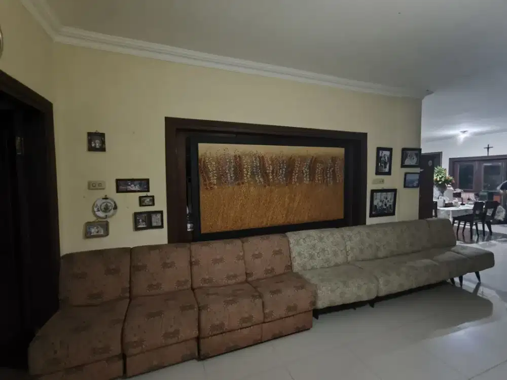 Langka, Rumah Luas Adem di Penjaringan Asri Rungkut Surabaya Timur