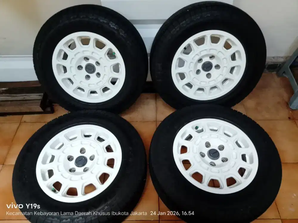 Dijual Velg Pako dan ban ring 15