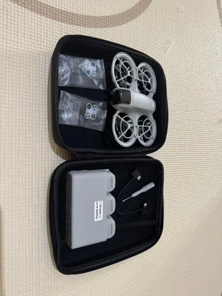 DJI Neo 1 Fly More Combo