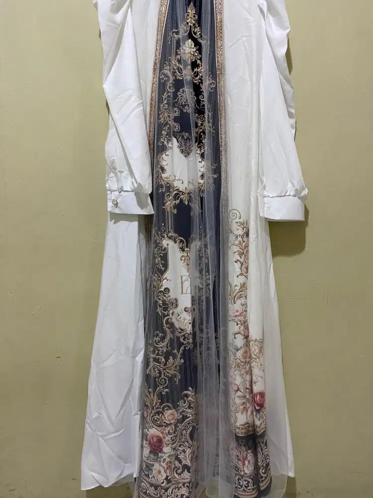 Elly arsy Renata white gamis