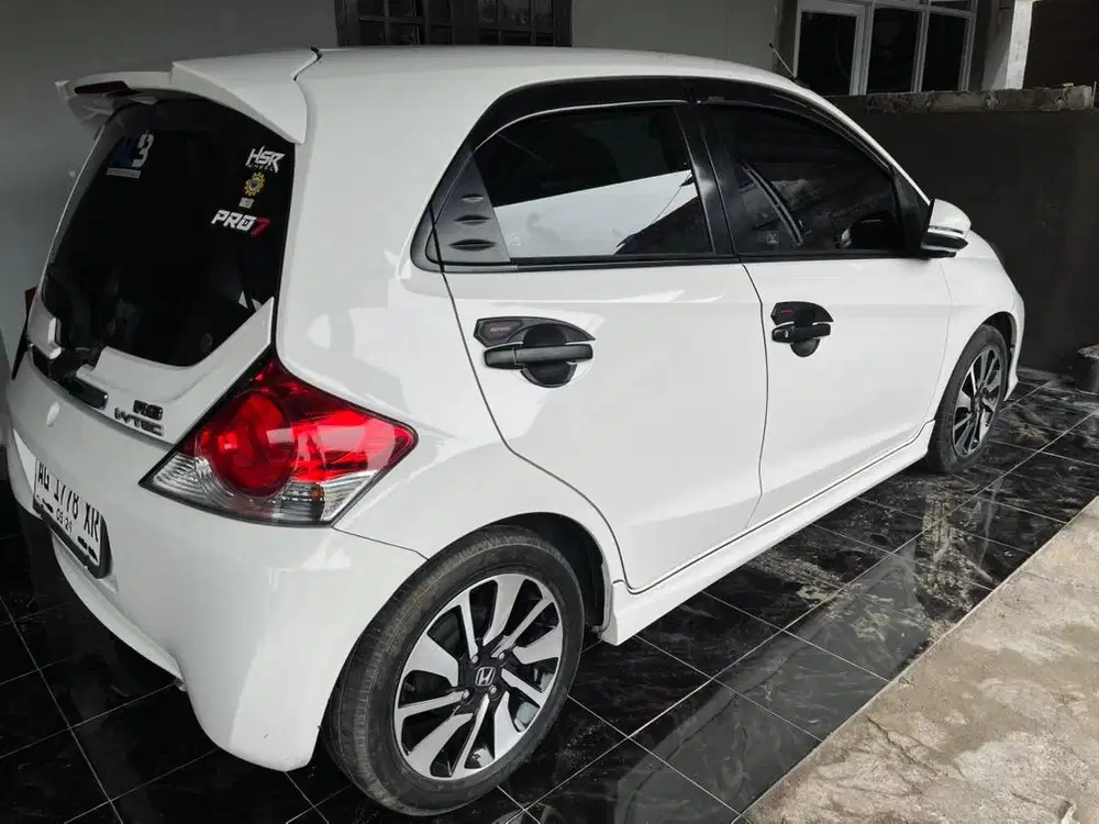 BRIO RS 2017 pmk 2018 Manual