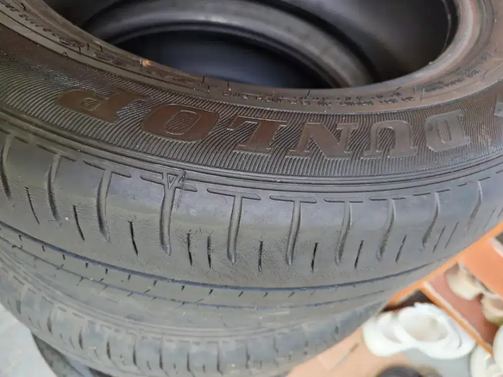 Ban Dunlop Enasave 195/60 R16 Mulus Second