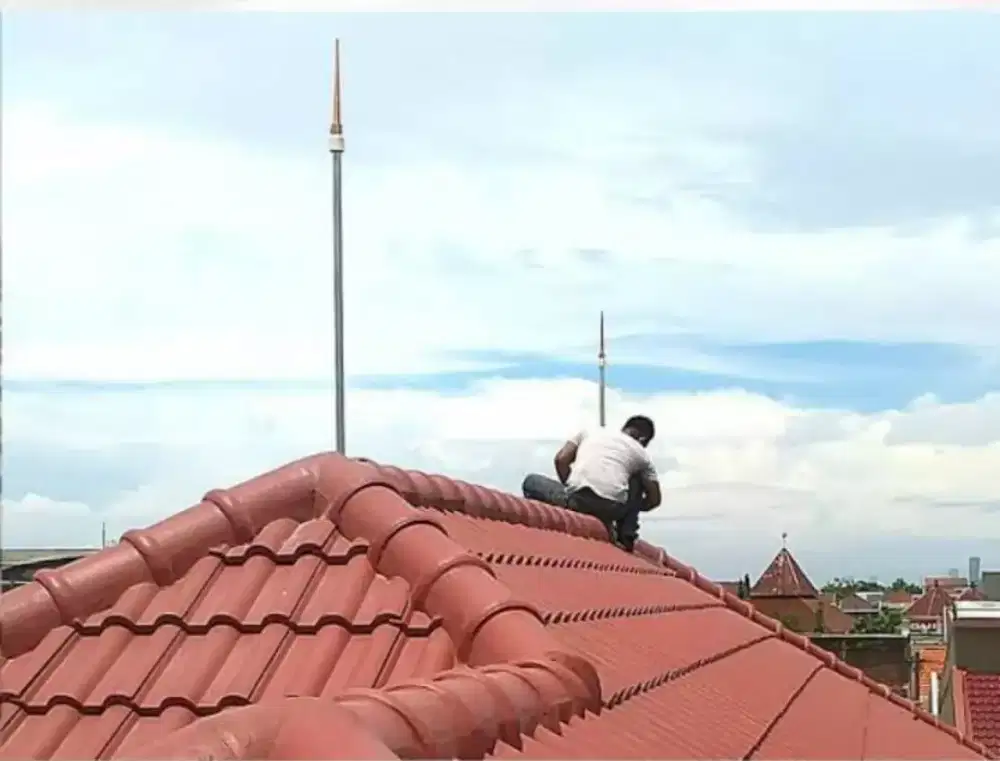 Ahli jasa pasang penangkal petir dan grounding mesin