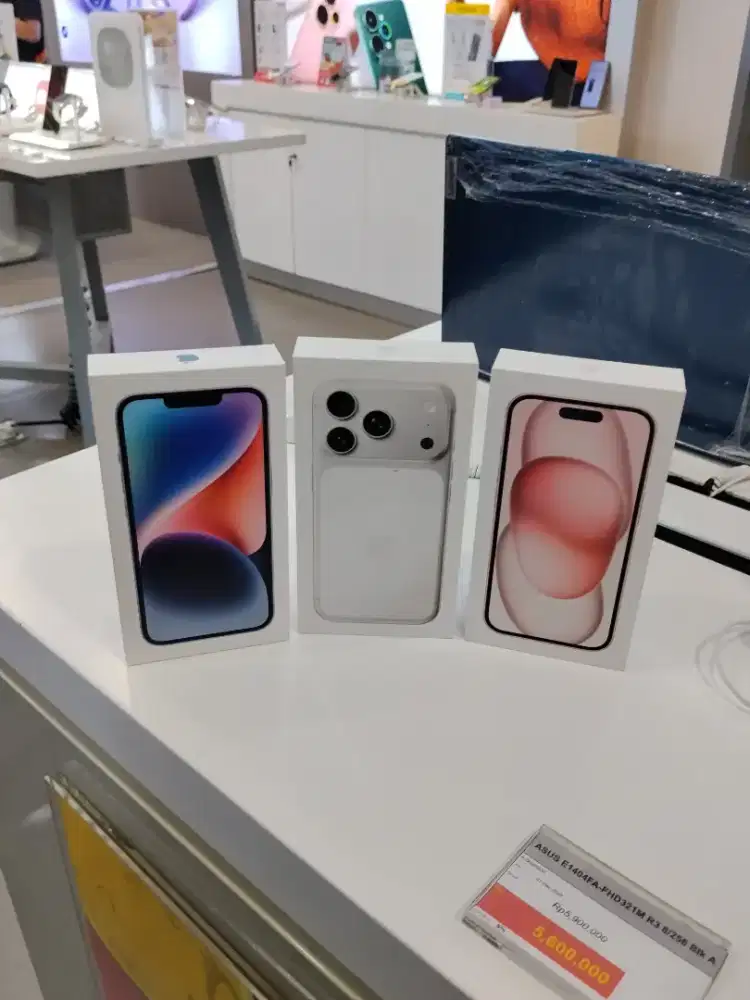 KREDIT IPHONE 17 PRO SILVER