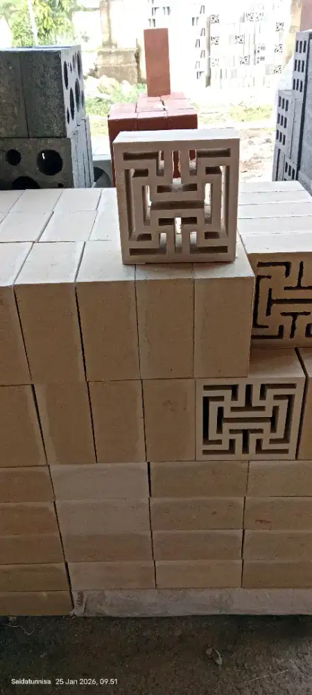 Roster beton minimalis