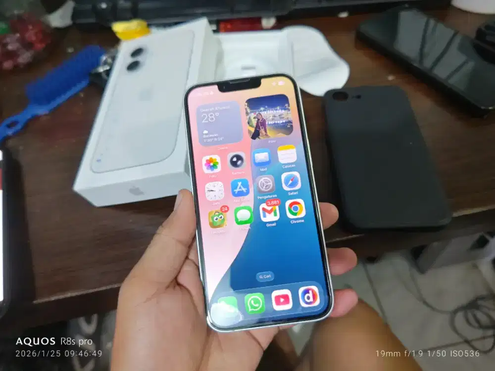 iphone 16e 128gb mulus like new CC cuma 5x aja garansi panjang