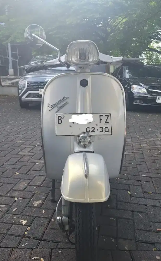 Vespa Super 1979 siap pakai
