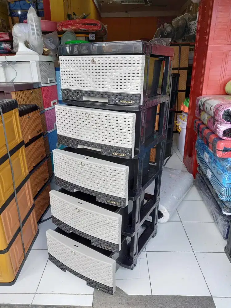 lemari plastik SCD 5 napolly