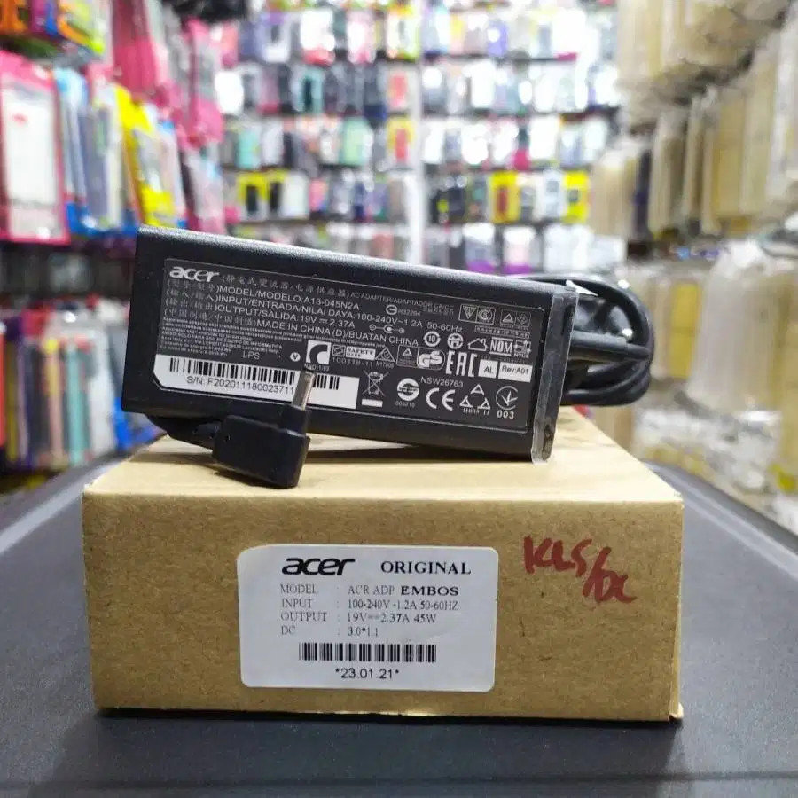 Adaptor Charger 45W Acer Aspire 3 A314 A315 Aspire 5 Swift 3 Pin Kecil