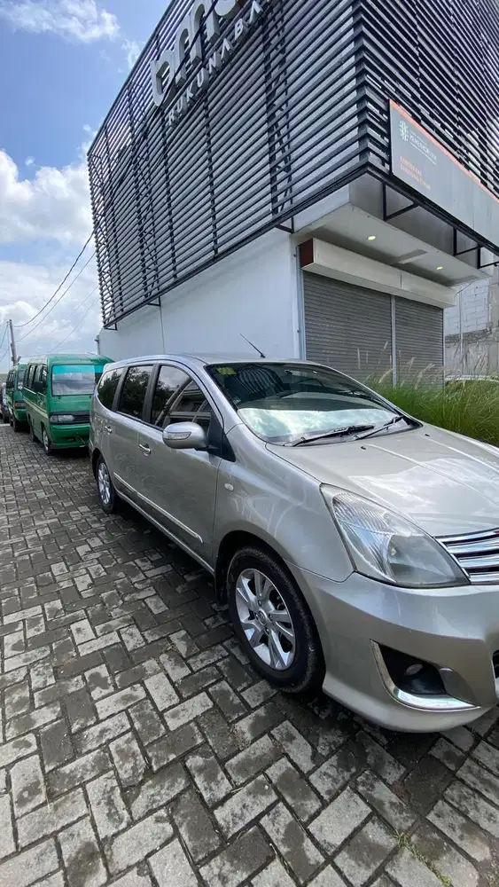 Nissan Livina 2013 Bensin