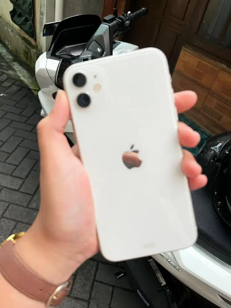 Iphone 11 white ex ibox original