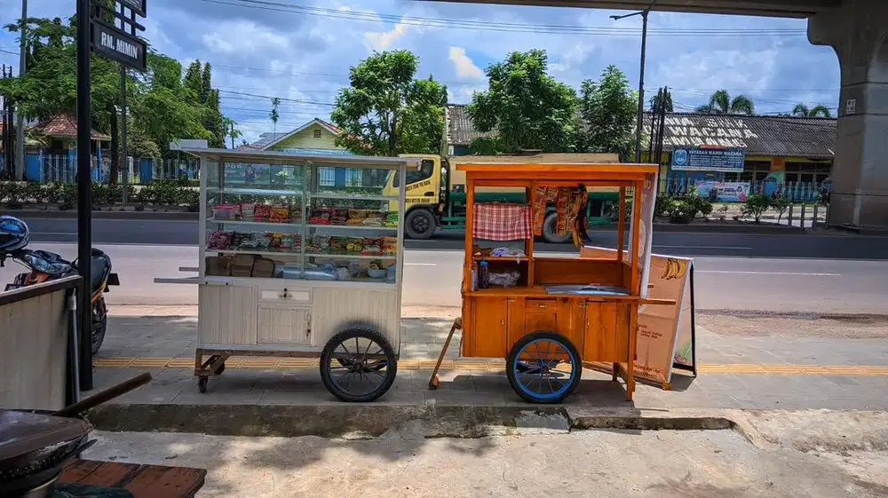 Perengkapan Usaha - Gerobak, Meja, Kursi dll