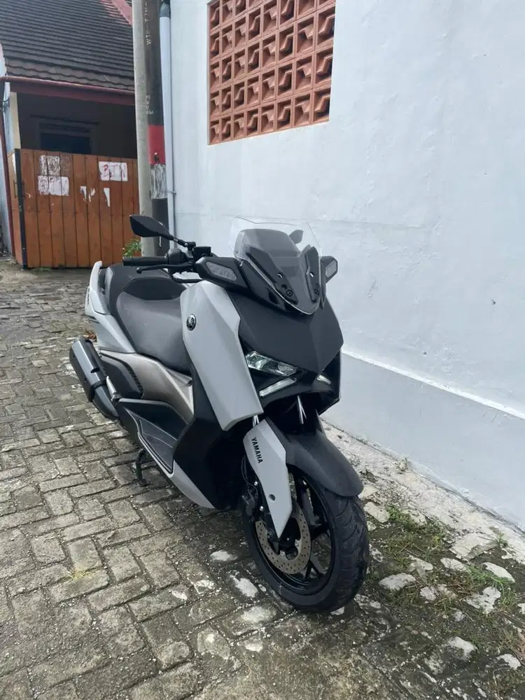 KM 3500 Perak Yamaha XMAX ABS CONNECTED 2023