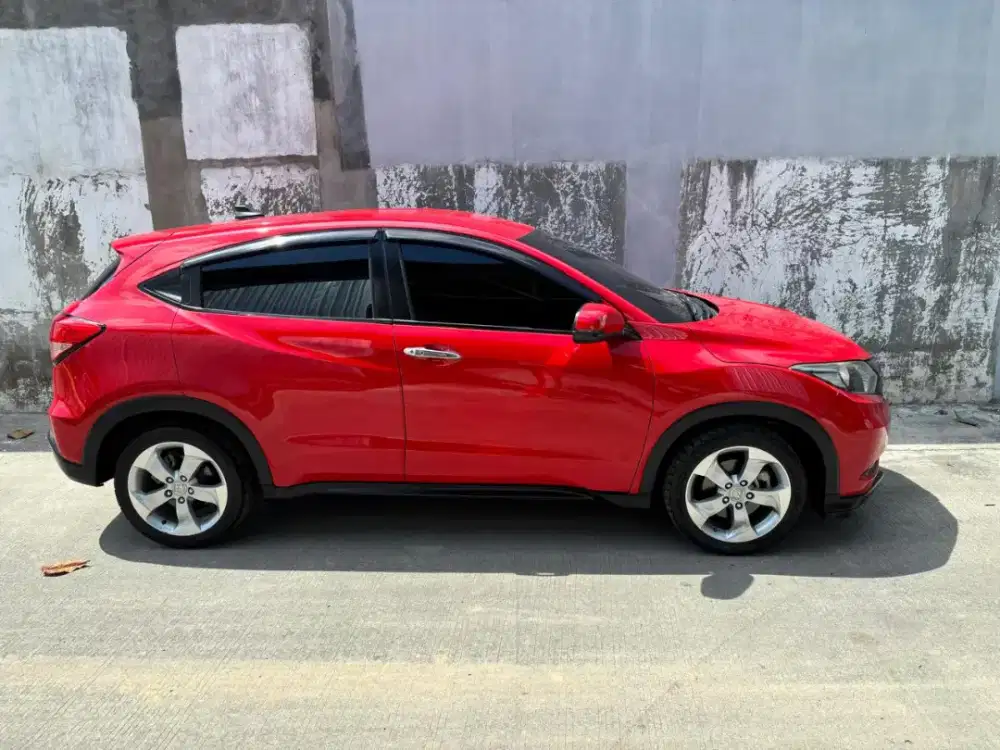 Dijual Cepat Honda HR-V tipe E Matic tahun 2016