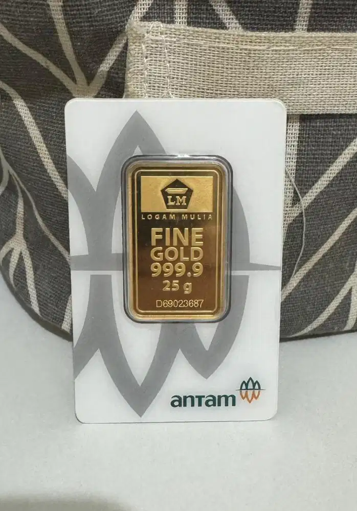 Emas ANTAM Certicard 25 gram