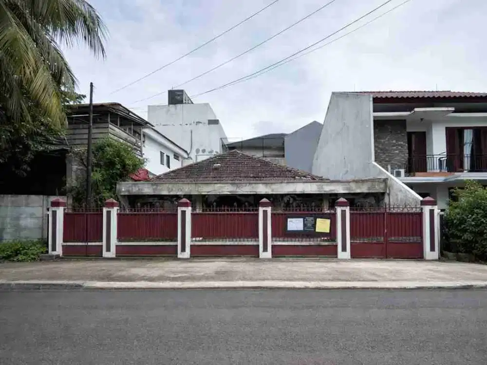 dijual rumah atau tanah setrategis di Kebayoran Baru Jakarta selatan