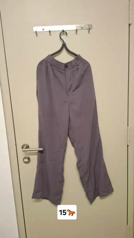 Pre Love celana panjang size xl. Cocok buat kerja, kuliah.