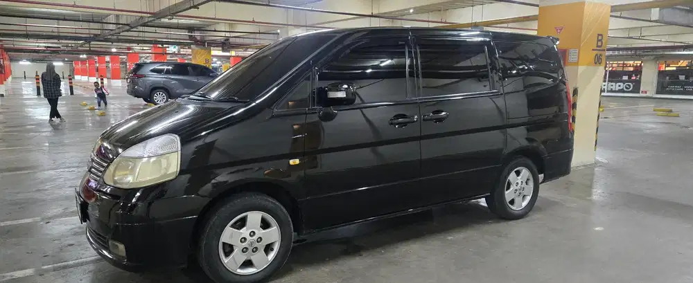 Nissan Serena 2006 Bensin