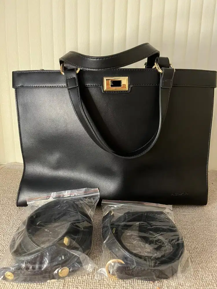 Tas Kacamata Good Condition