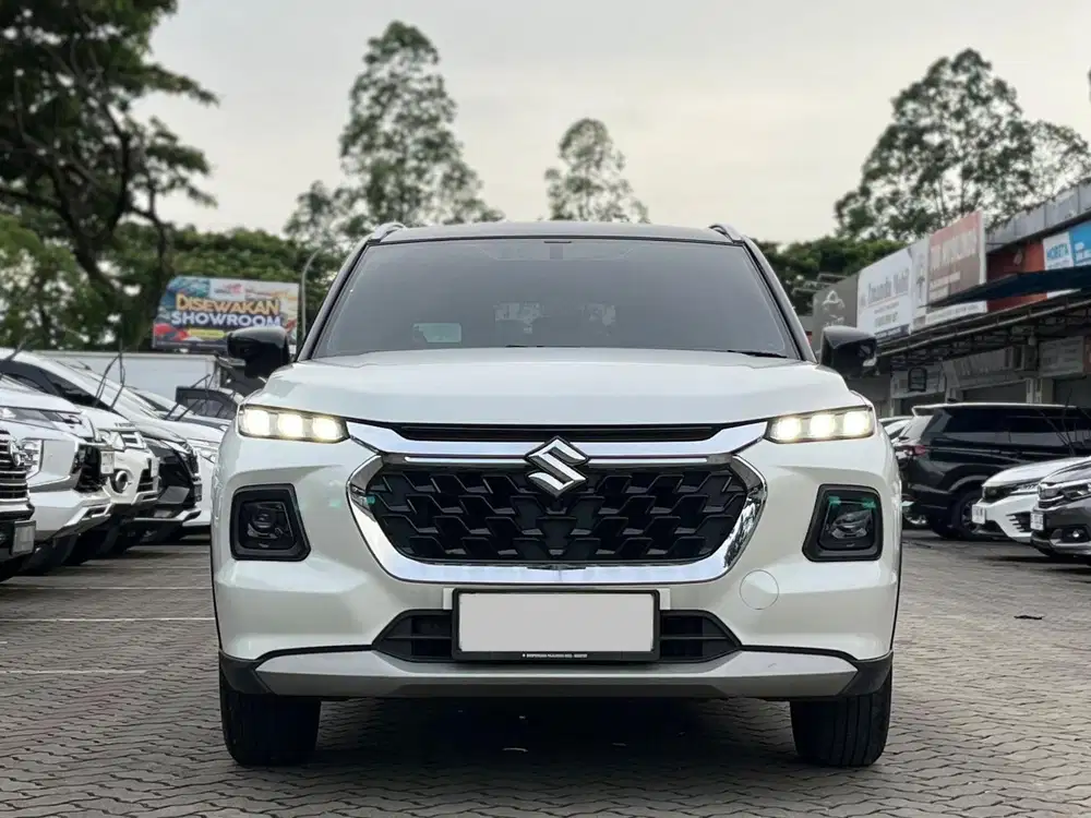 TERMURAH SUZUKI GRAND VITARA GX HYBRID 1.5 AT PUTIH 2023