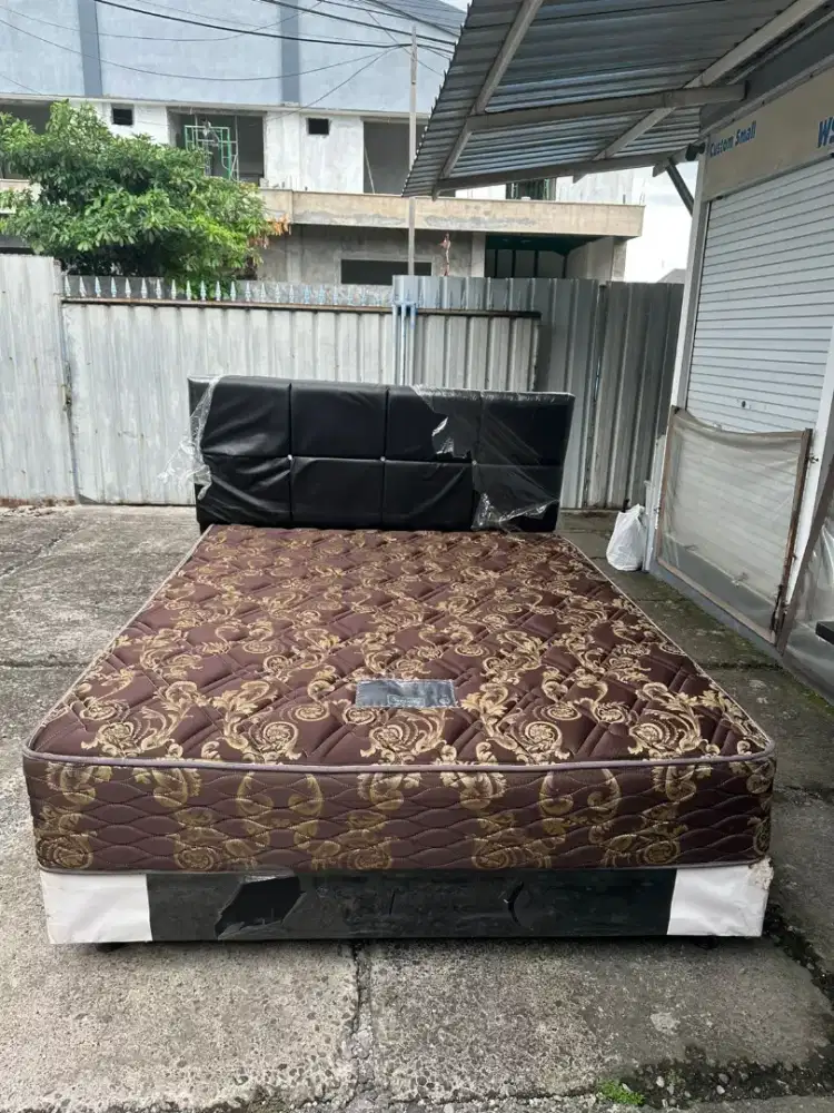 Dijual barang bekas kost