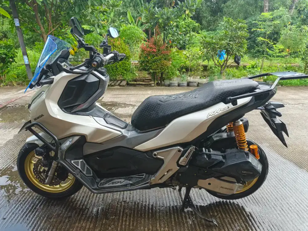 HONDA ADV 150CC 2021 ABS PUTIH