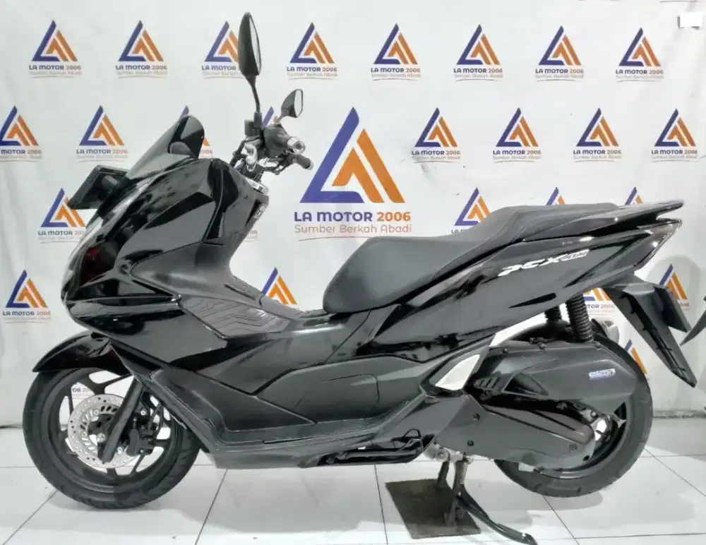 HUB ZAHRA DIJUAL HONDA PCX 160 CBS THN 2024 (TT/CASH/KREDIT)