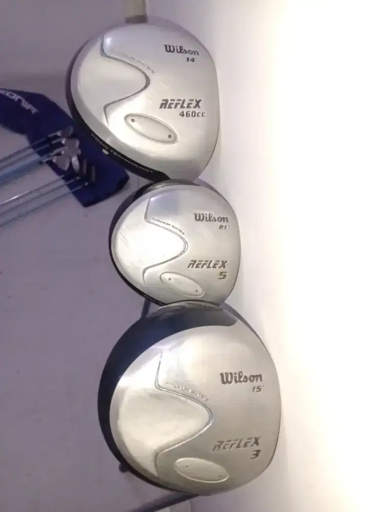 Isi 12 pasang merk Wilson replek