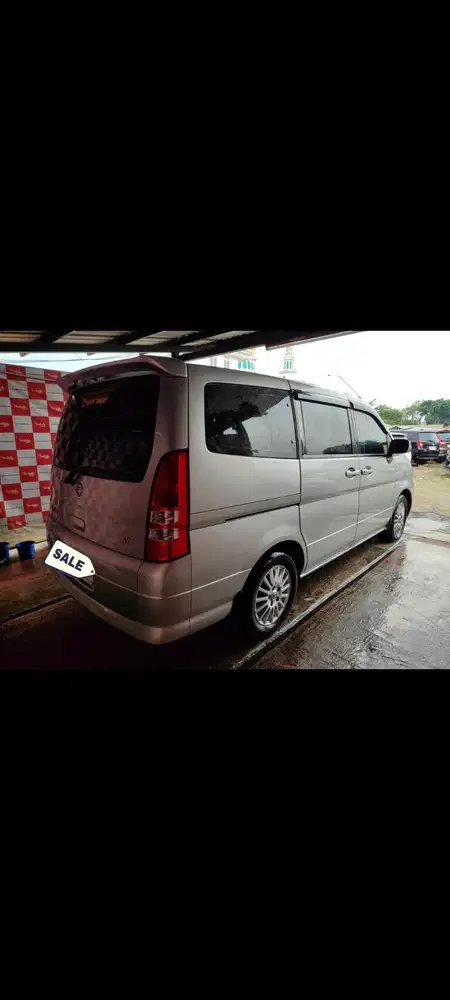 Nissan Serena 2012 Bensin