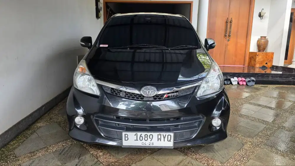 Veloz 1.5 matic 2012 pribadi pajak pjg 4/26 odo 87rb km subwoofer