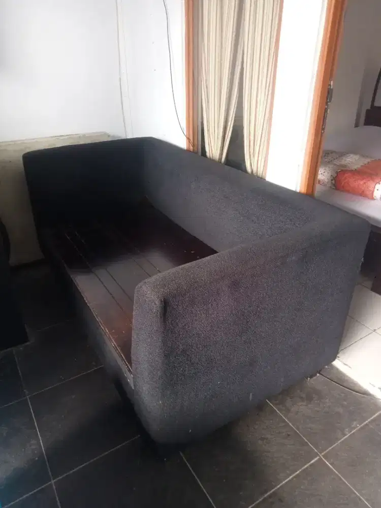 Dijual sofa bekas warna hitam