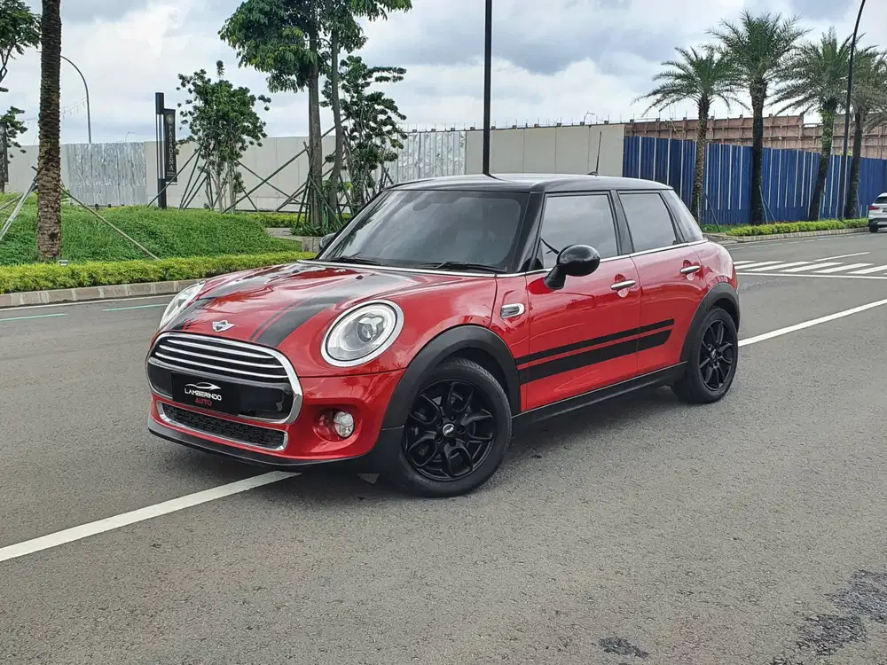 MINI COOPER 1.5 5 DOORS 2017